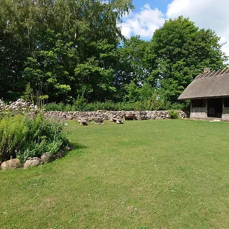 Vahtra-reinu Puhkemaja Holiday home Siiksaare