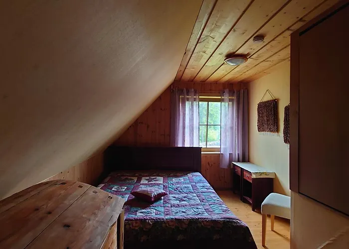 Vahtra-reinu Puhkemaja Nyaraló Siiksare