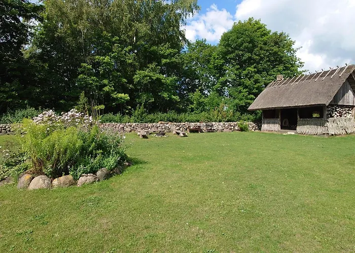 Vahtra-reinu Puhkemaja Nyaraló Siiksare