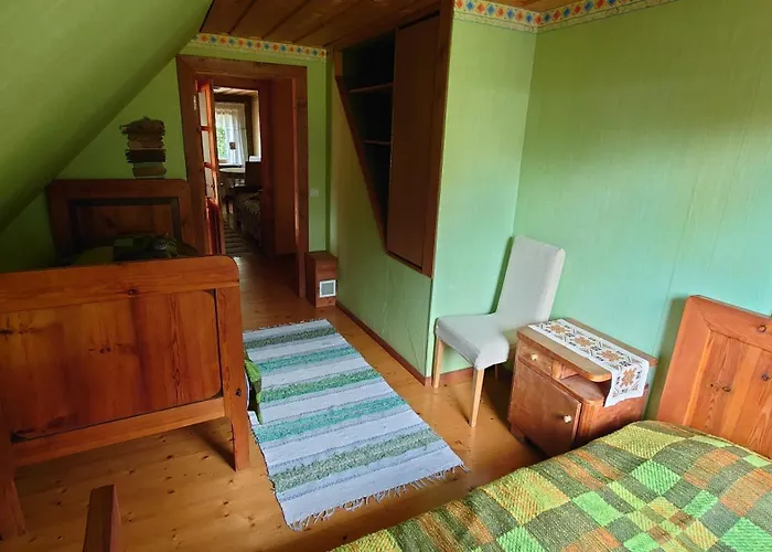 Nyaraló Vahtra-reinu Puhkemaja *