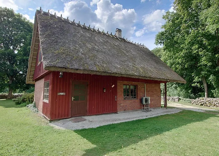 Vahtra-reinu Puhkemaja Nyaraló Siiksare